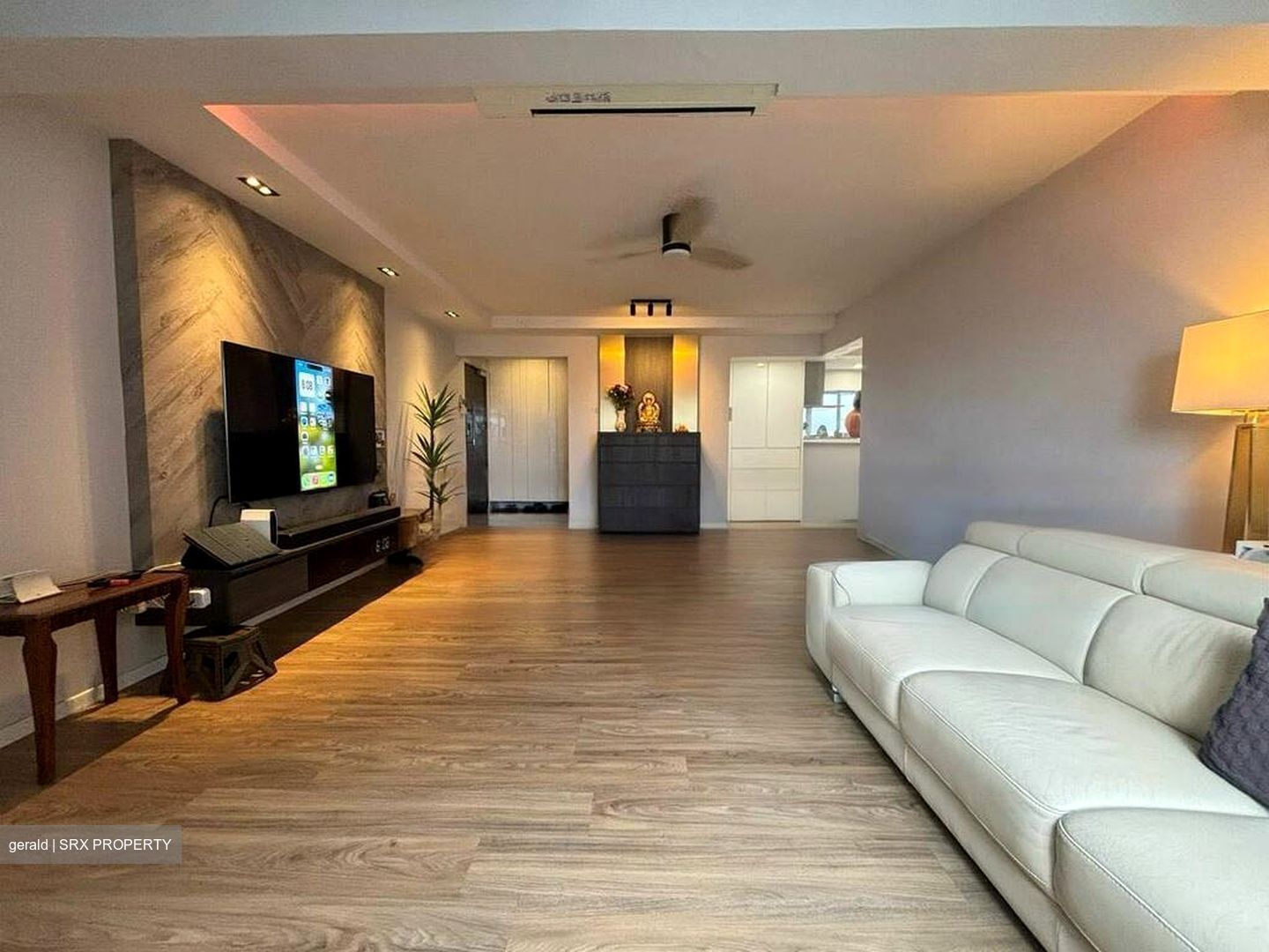 Blk 201 Jurong East View (Jurong East), HDB 5 Rooms #462994271